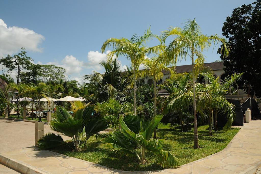 Lotfa Resort Diani Diani Beach Dış mekan fotoğraf
